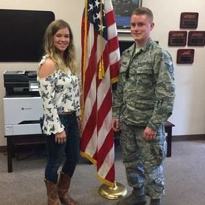 Meet your Posher, Fallon